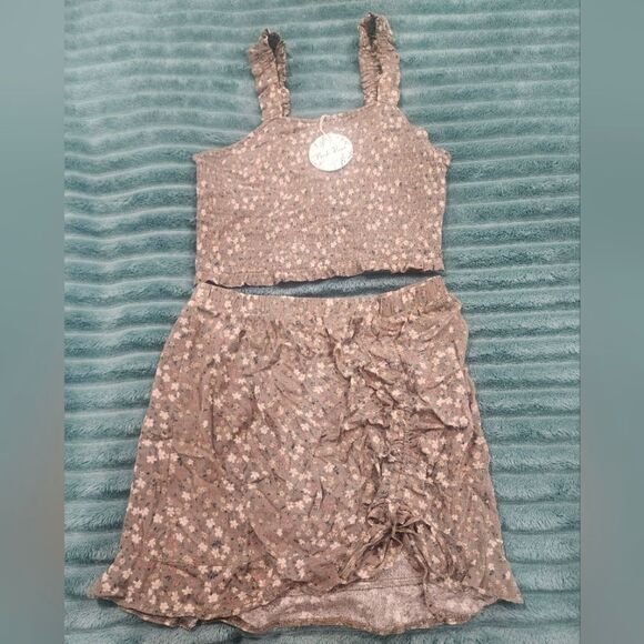 Floral Two-Piece Skirt Set NWT - Picture 1 of 8